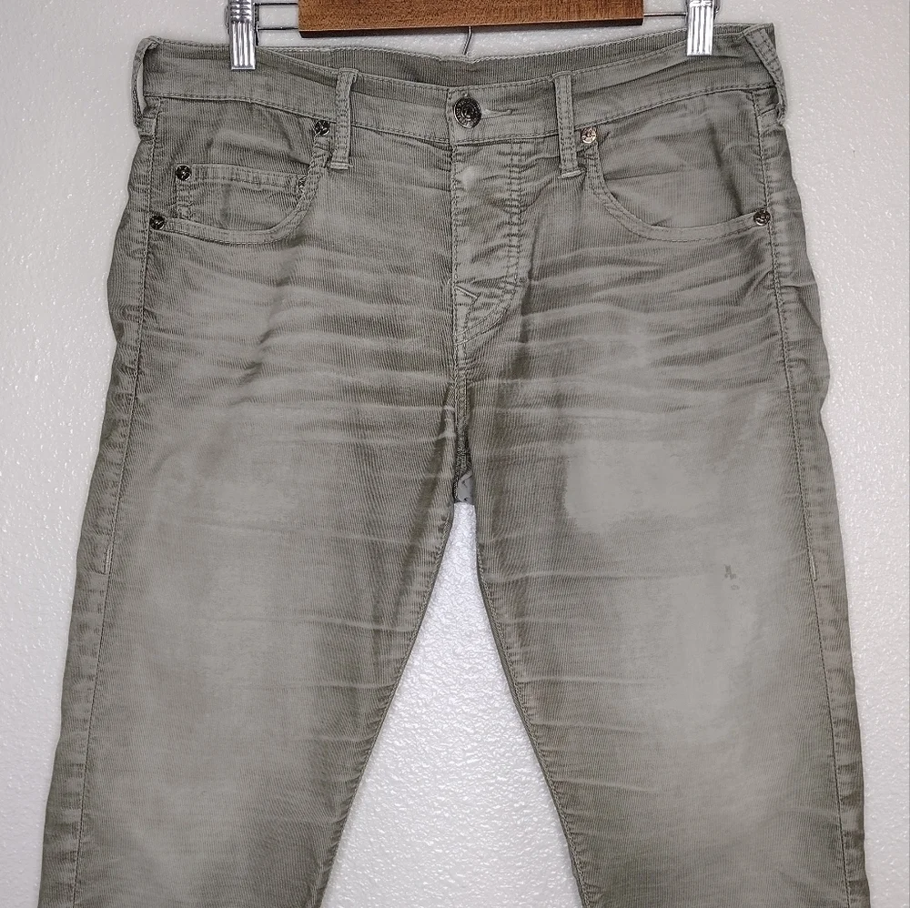 True Religion TRBJ Men's Distressed Pants